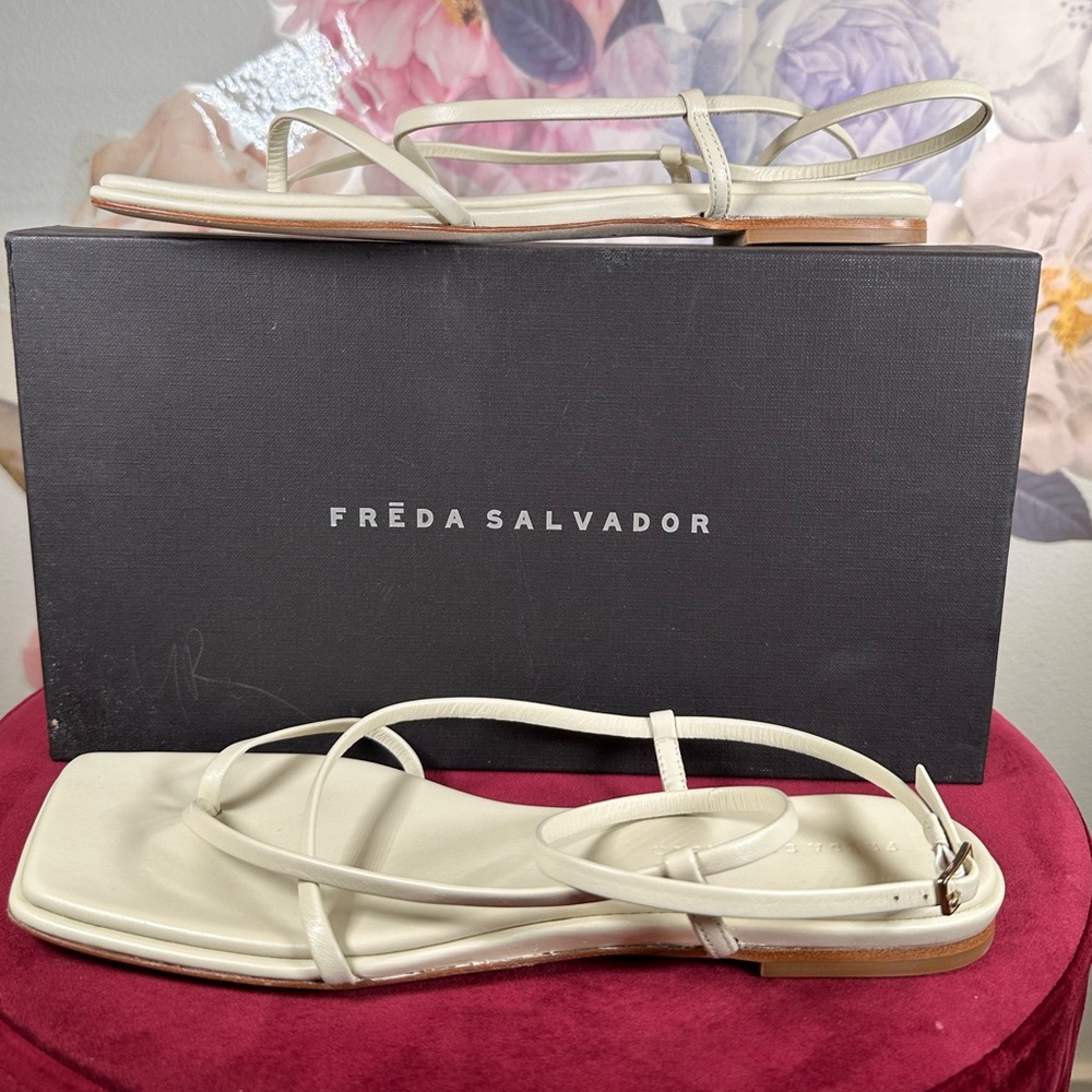 Like new Freda Salvador Alexia Sandal in Bone Calf ivory leather flat strappy - Picture 6 of 7